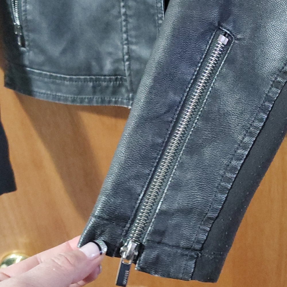 Express Jacket - image 4